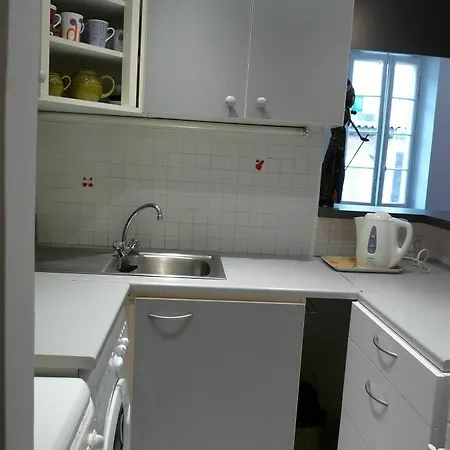 Two Bed In The Heart Of Old Town Easy Walking Distance From The Palais And Beaches 785 Appartement *